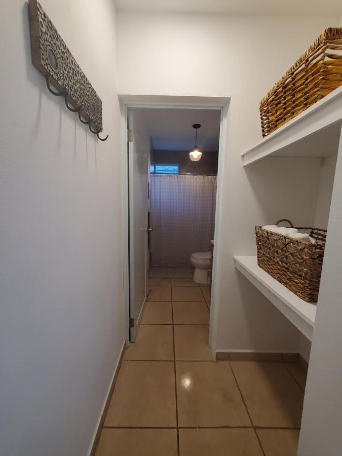 Aguadilla Waves Apt Free Parking & Wifi 8 Minute Walk From Crashboat Beach Exterior foto
