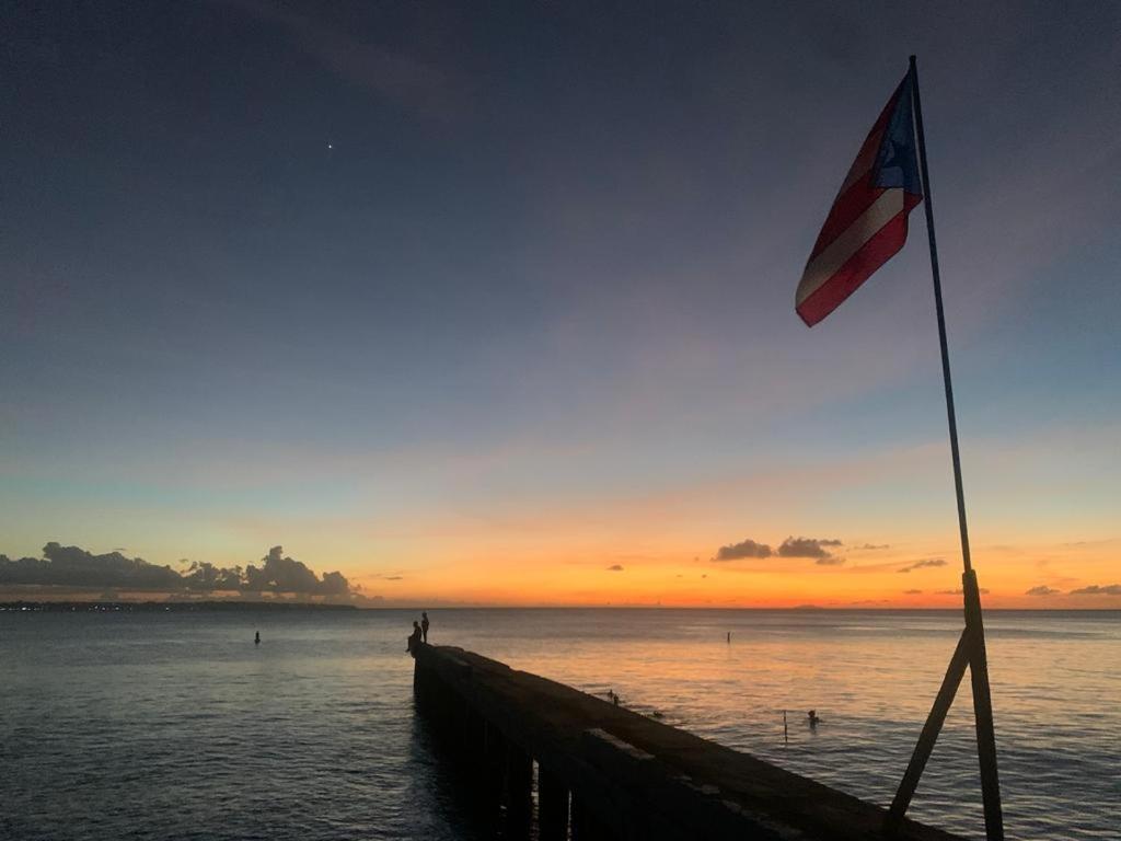 Aguadilla Waves Apt Free Parking & Wifi 8 Minute Walk From Crashboat Beach Exterior foto