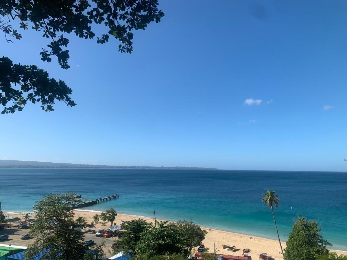 Aguadilla Waves Apt Free Parking & Wifi 8 Minute Walk From Crashboat Beach Exterior foto